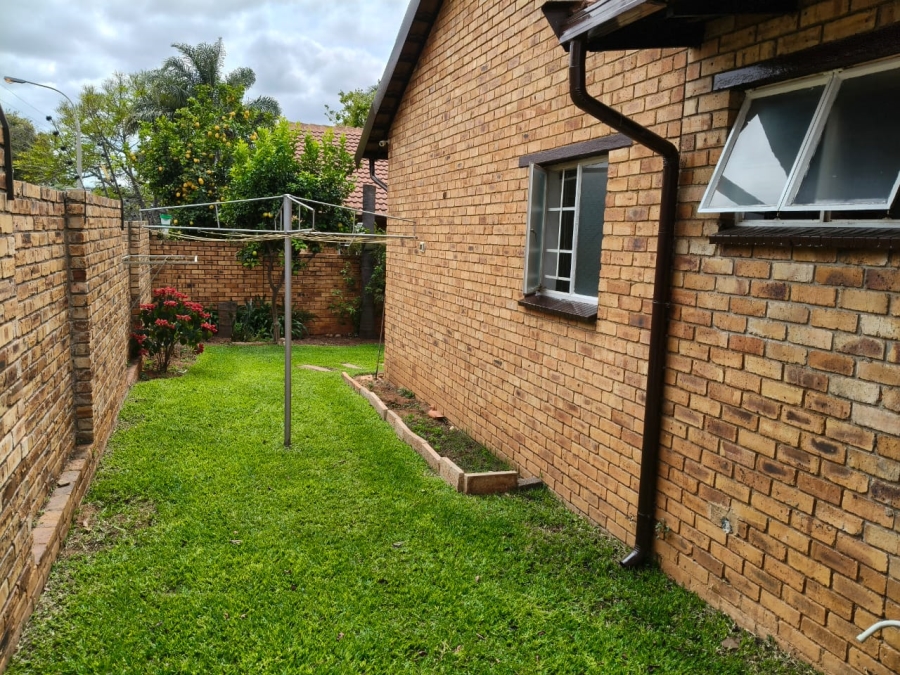 3 Bedroom Property for Sale in Safari Gardens North West